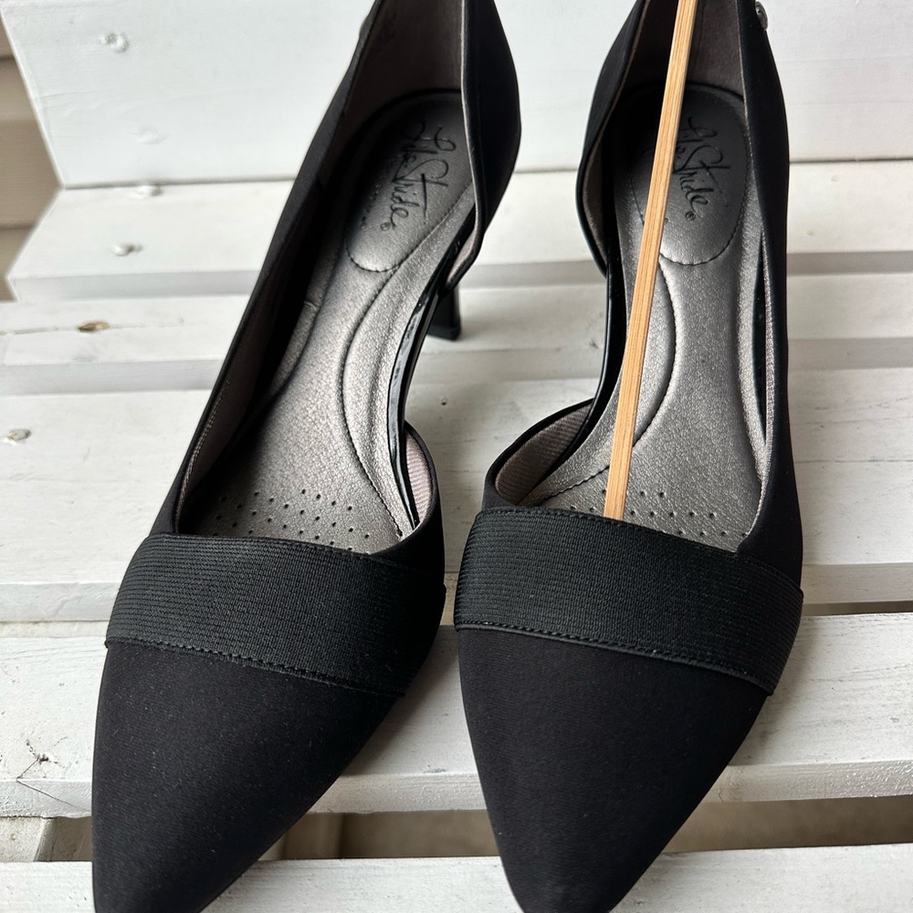 NIB Sexy Black heels LifeStride Size 9 - Picture 4 of 6